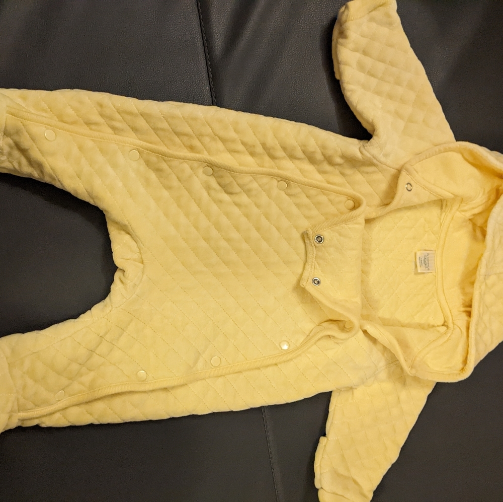 Warm Yellow Quilted Bunting